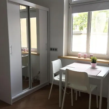 Kawalerka Z Antresola Apartment *